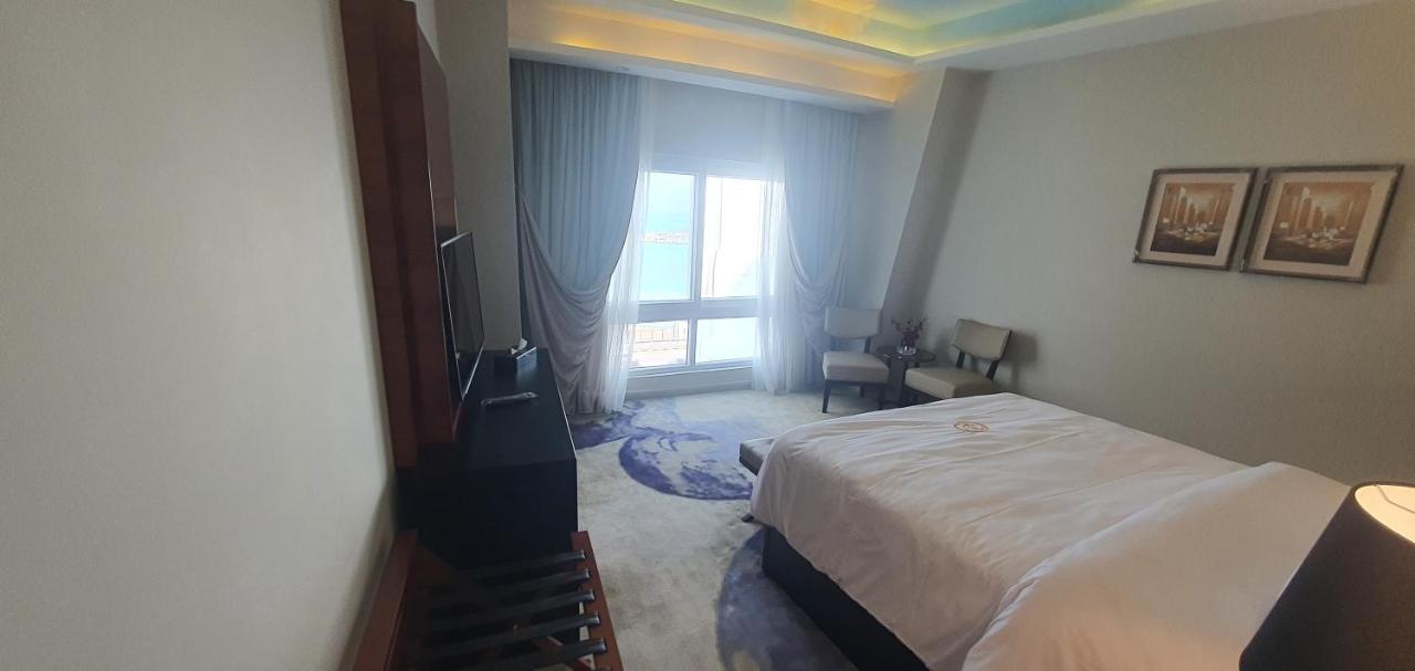 Fleet Club Mahrousa Alexandria Bagian luar foto A bedroom at the hotel